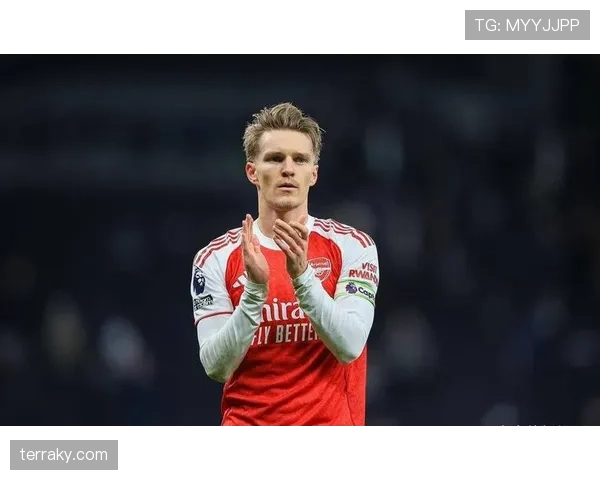 厄德高核心组织能力与顶级中场差距分析